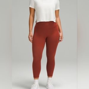 Lululemon wunder train contour HR leggings 25" size 6